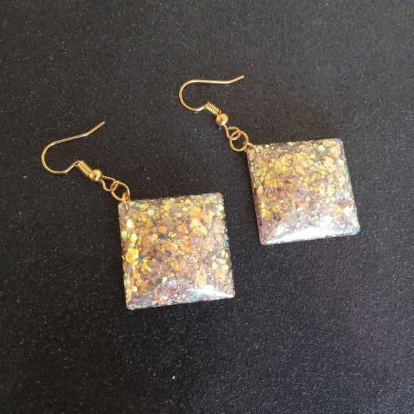 Champagne gold iridescent faux opal glitter diamond dangle earrings resin new - Picture 5 of 9